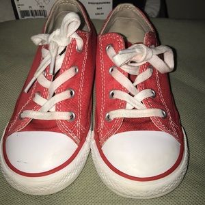 Toddler girl converse